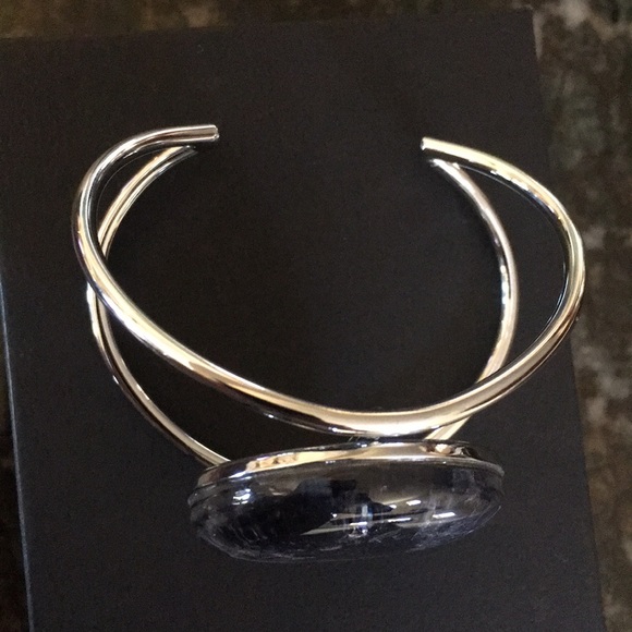 Cuff Bracelet - Picture 5 of 10